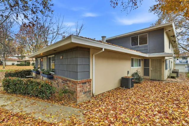 $215,000 | 6265 Longford Drive, Unit 3, Citrus Heights, CA 95621