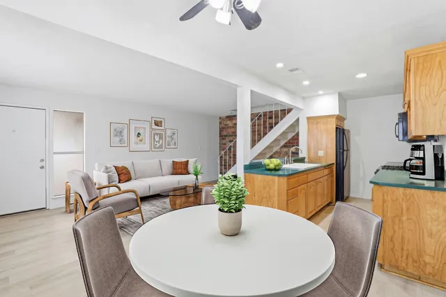 $215,000 | 6265 Longford Drive, Unit 3, Citrus Heights, CA 95621