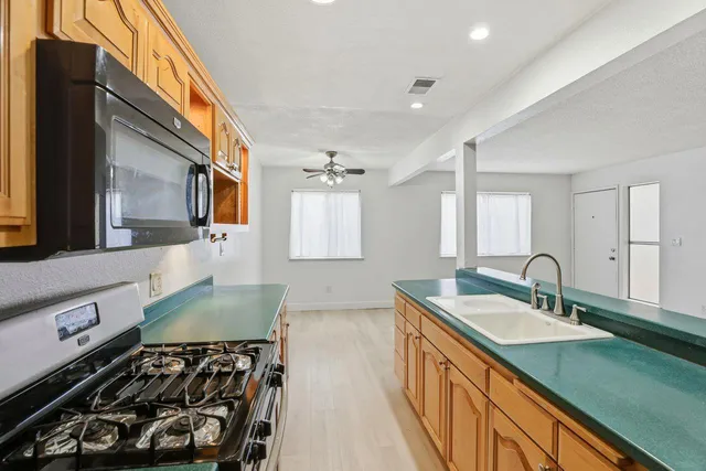 $215,000 | 6265 Longford Drive, Unit 3, Citrus Heights, CA 95621