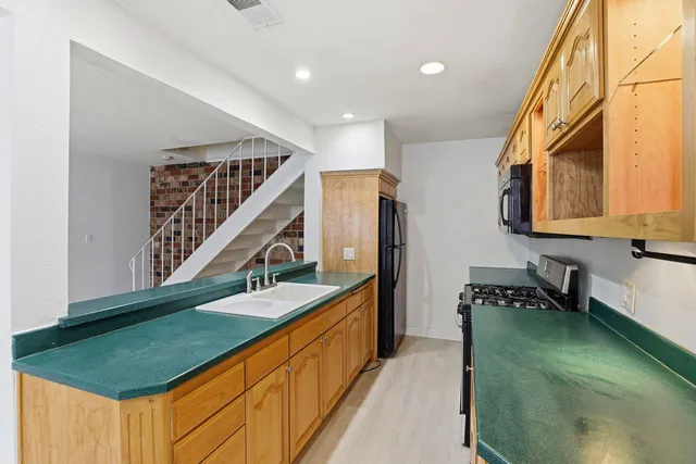 $215,000 | 6265 Longford Drive, Unit 3, Citrus Heights, CA 95621