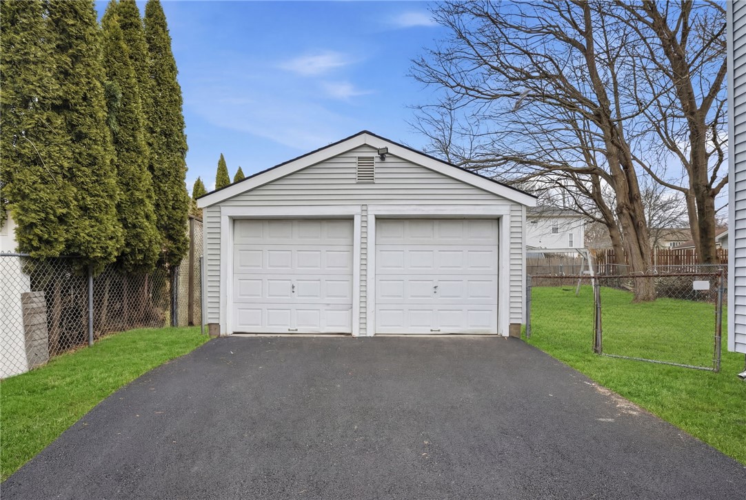 128 Cleveland Street Woonsocket, RI 02895 - Photo 2 of 20