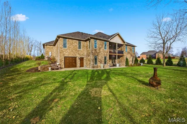 $559,000 | 2545 Copperwood Drive, Lebanon, MO 65536