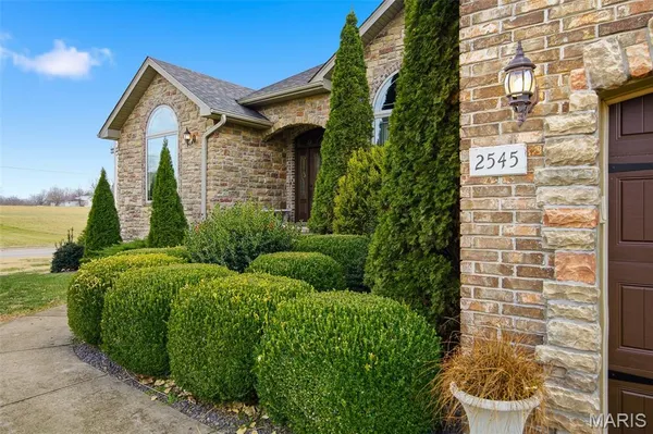 $559,000 | 2545 Copperwood Drive, Lebanon, MO 65536