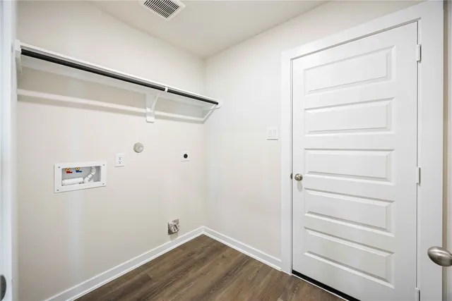 $339,503 | 422 Tejas Village Parkway, Beasley, TX 77417