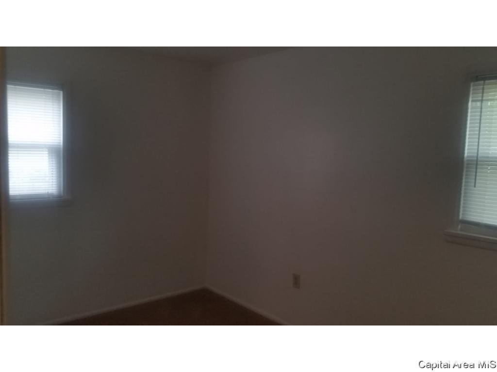 7 Prairie Ln Court Springfield, IL 62704 - Photo 11 of 34 Gallery Image 11