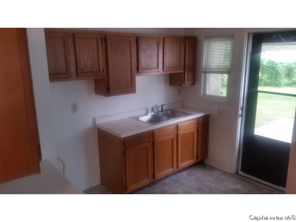 7 Prairie Ln Court Springfield, IL 62704 - Photo 15 of 34 Gallery Image 15