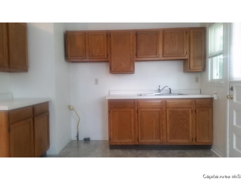 7 Prairie Ln Court Springfield, IL 62704 - Photo 19 of 34 Gallery Image 19