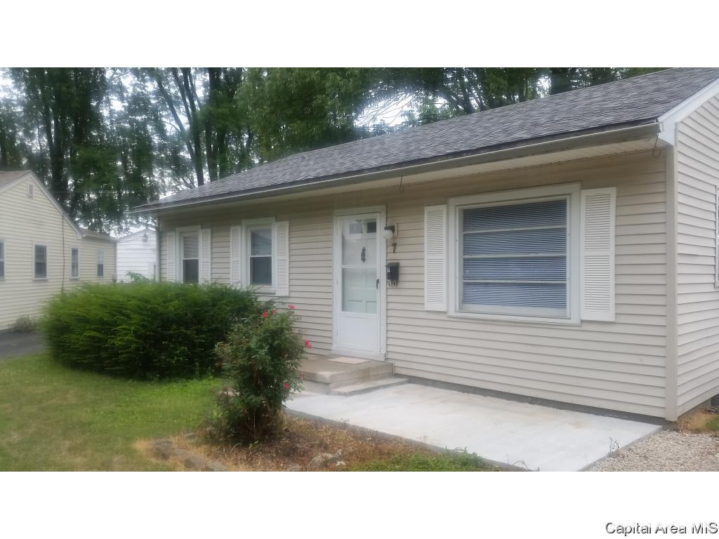 7 Prairie Ln Court Springfield, IL 62704 - Photo 23 of 34 Gallery Image 23