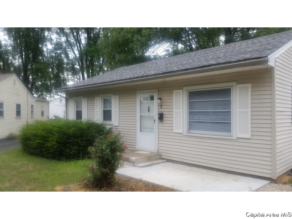 7 Prairie Ln Court Springfield, IL 62704 - Photo 24 of 34 Gallery Image 24