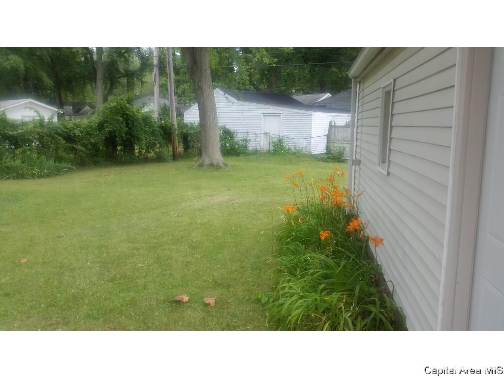 7 Prairie Ln Court Springfield, IL 62704 - Photo 27 of 34 Gallery Image 27