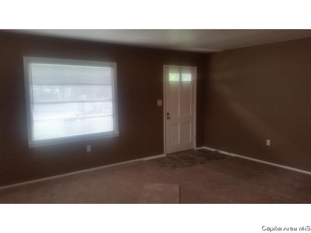 7 Prairie Ln Court Springfield, IL 62704 - Photo 6 of 34 Gallery Image 6
