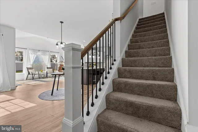 a view of entryway and hall