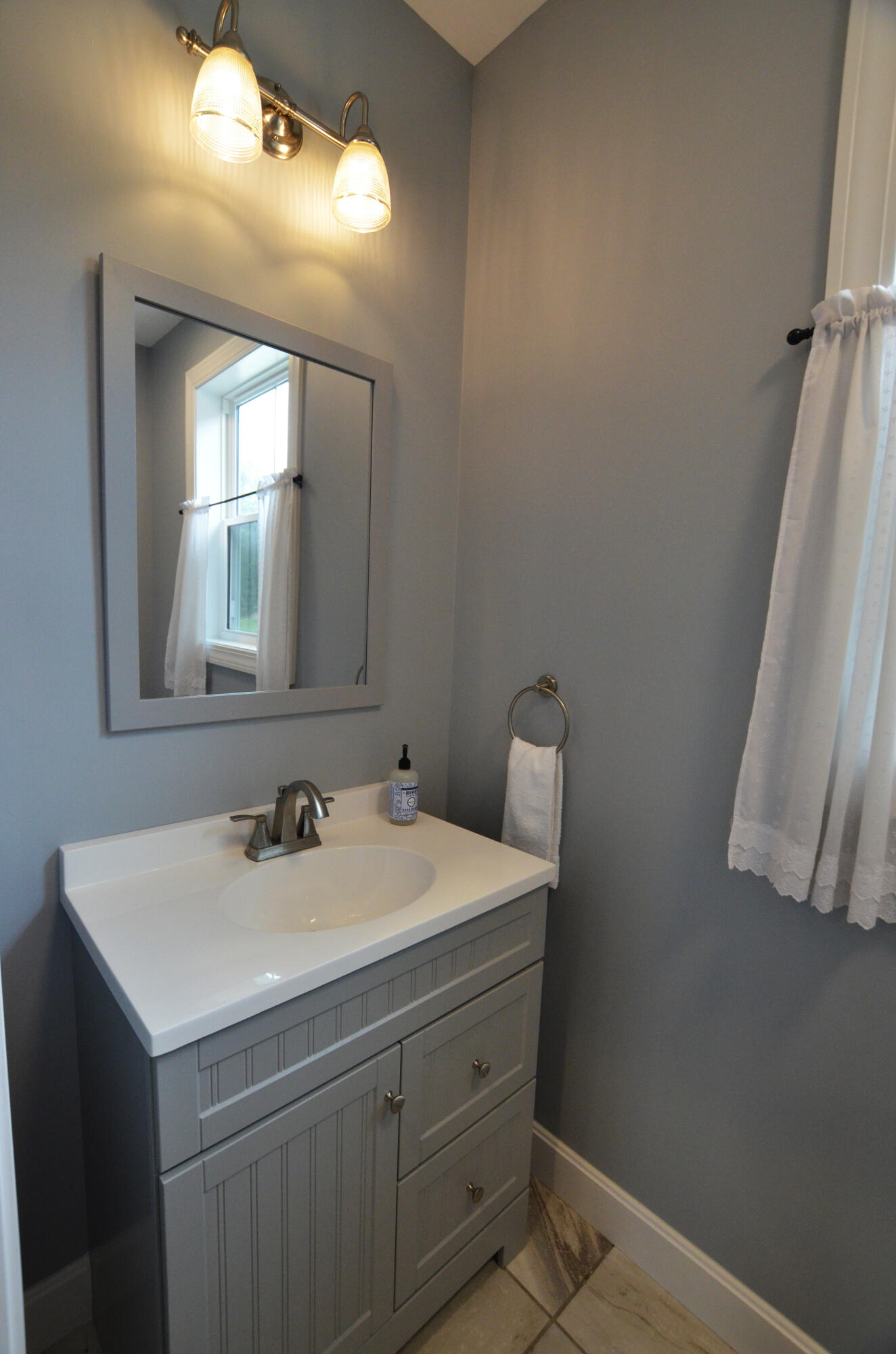 382 Opossum Run Road Irvine, KY 40336 - Photo 17 of 75 Modern half bathroom!
