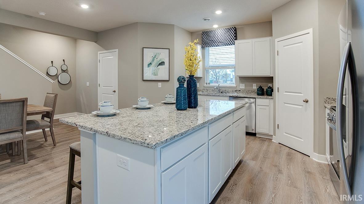 967 Rookery Way New Haven, IN 46774 - Photo 2 of 21 Gallery Image 2