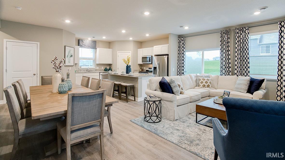 967 Rookery Way New Haven, IN 46774 - Photo 3 of 21