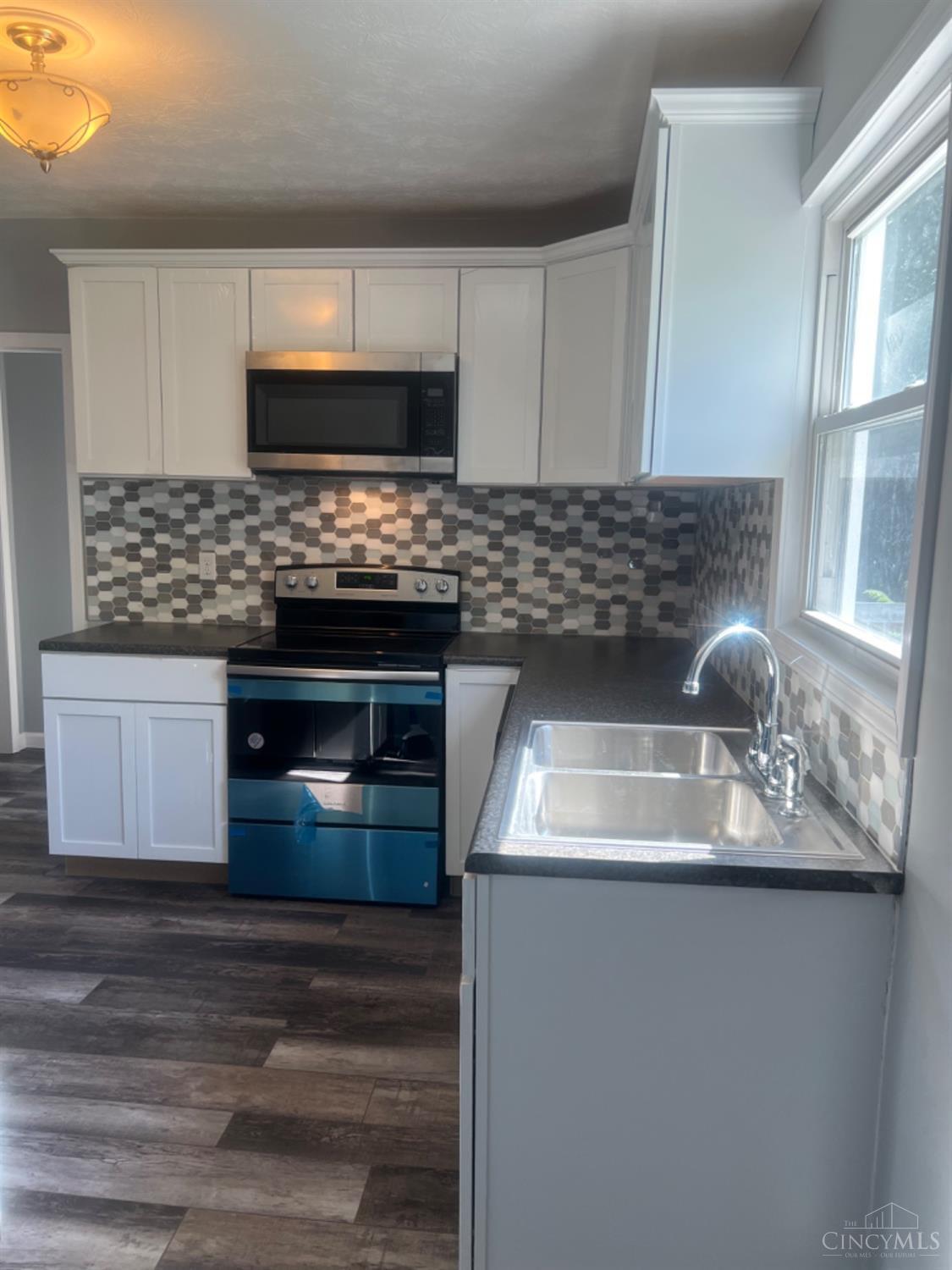 208 Gideon Road Middletown, OH 45044 - Photo 17 of 25
