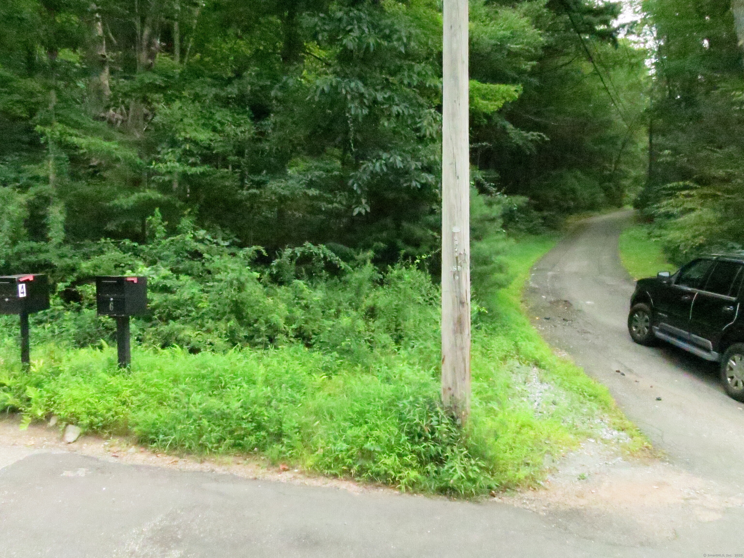 10 Cherry Swamp Road East Haddam, CT 06469 - Photo 3 of 6