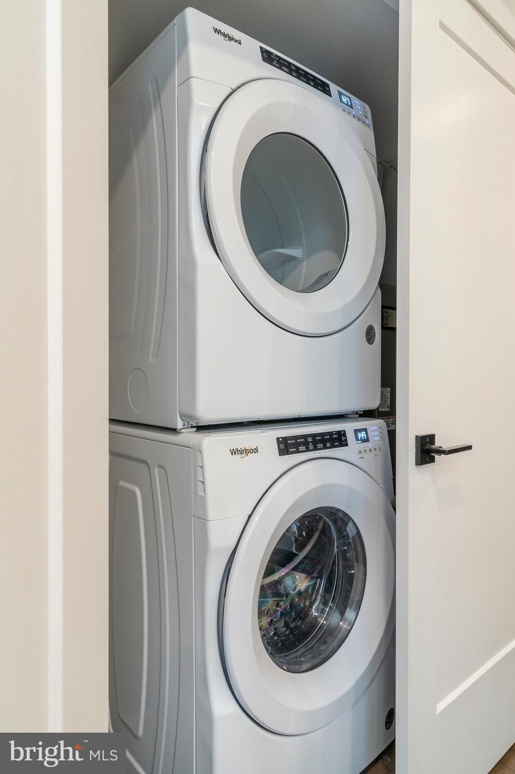 1102 Germantown Avenue, Unit 302 Philadelphia, PA 19123 - Photo 24 of 30 a utility room with dryer and washer