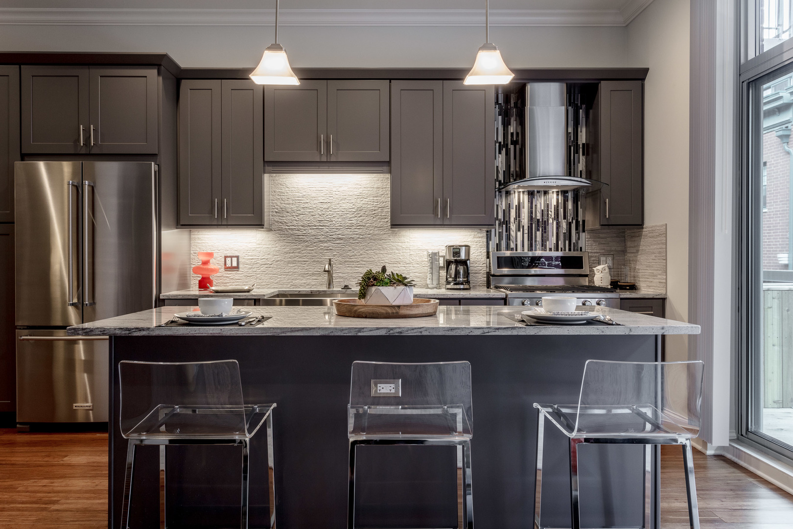 1050 West Monroe Street, Unit 409 Chicago, IL 60607 - Photo 3 of 10