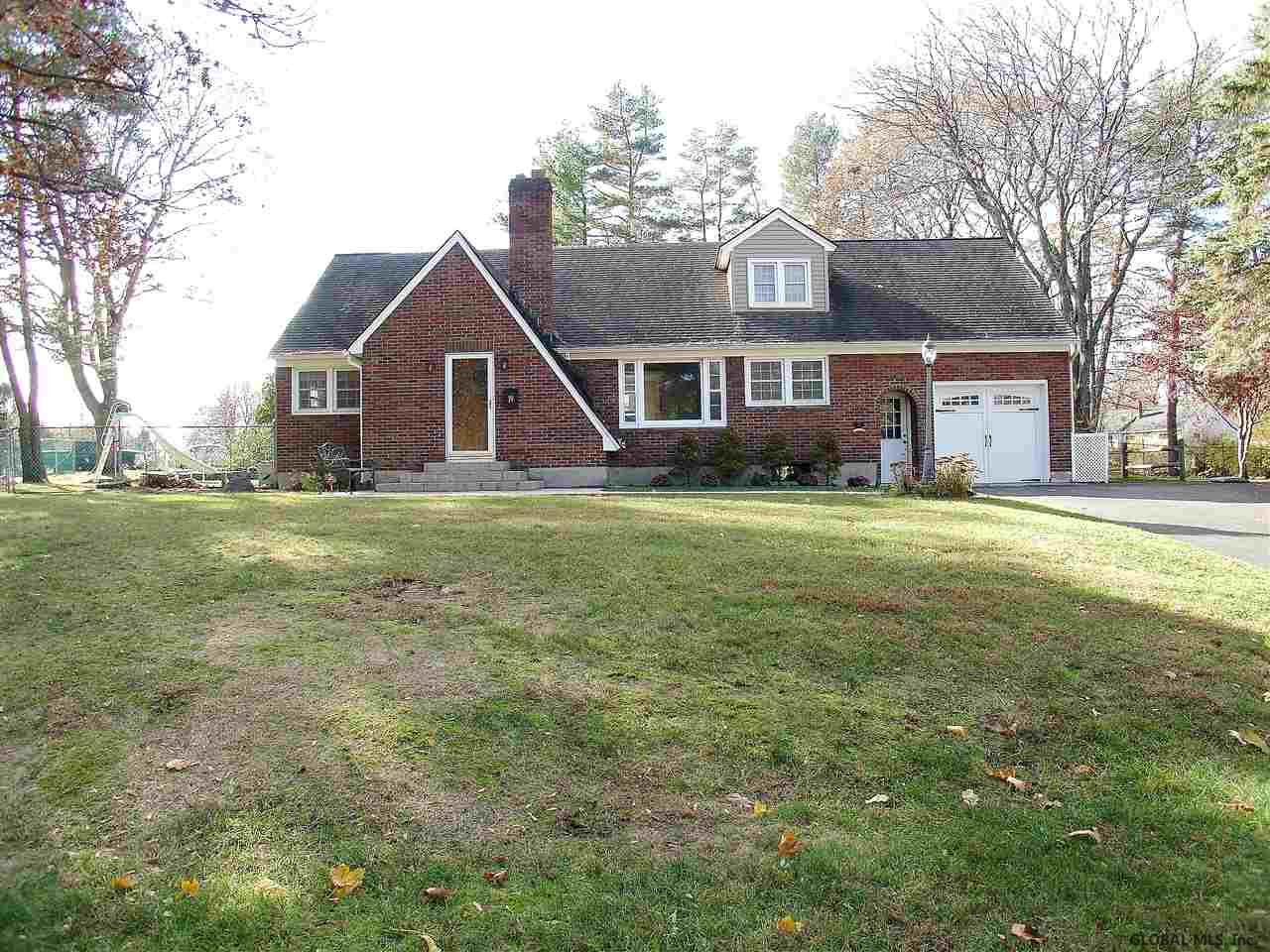 19 Friar Tuck Road Albany, NY 12203 - Photo 1 of 23 Photo 1