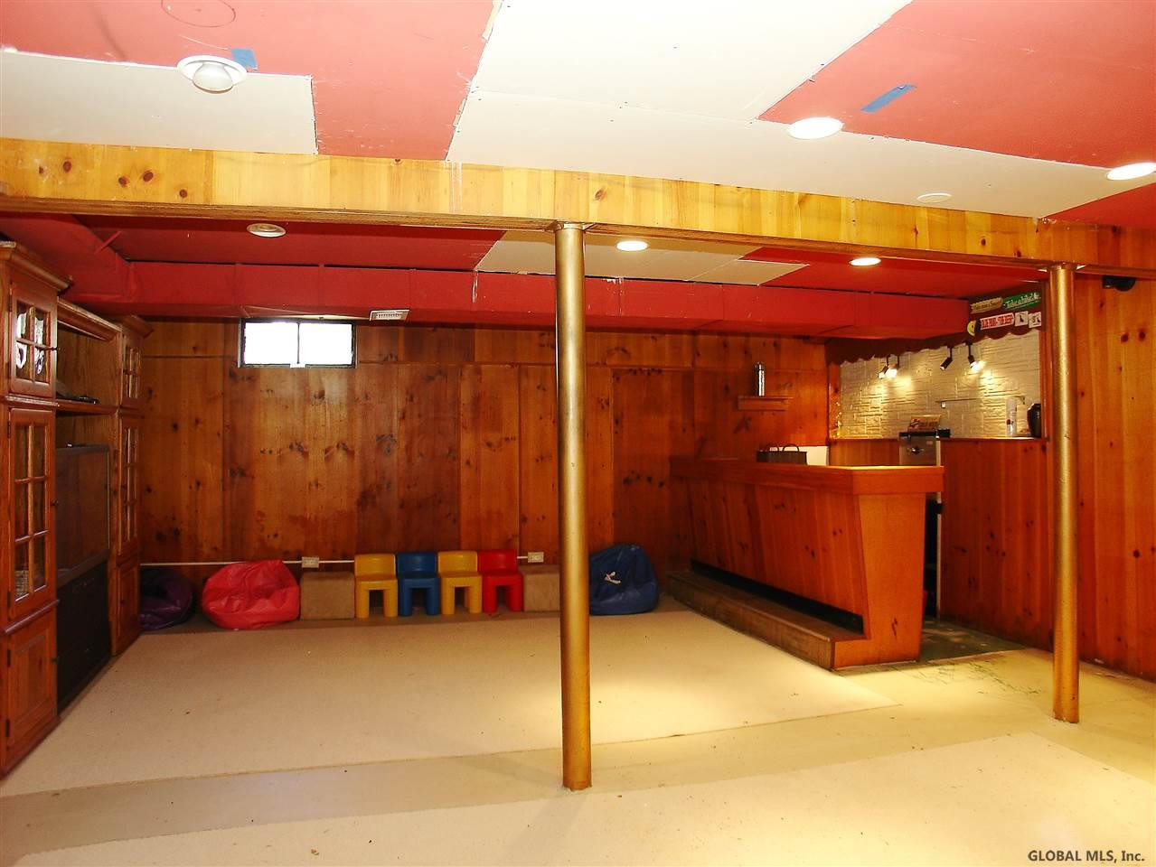19 Friar Tuck Road Albany, NY 12203 - Photo 17 of 23 Photo 17