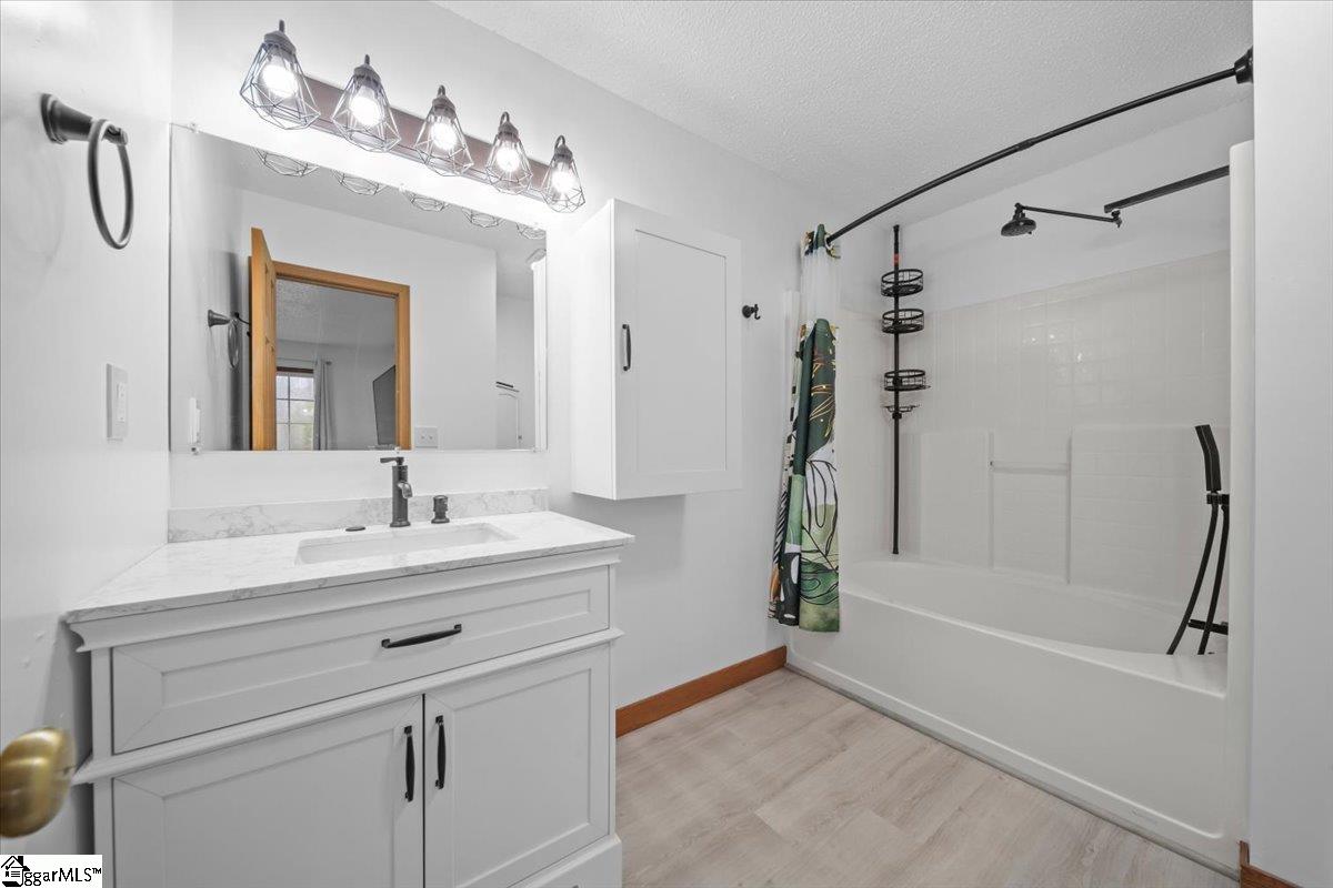 640 Lawerence Road Enoree, SC 29335 - Photo 15 of 27