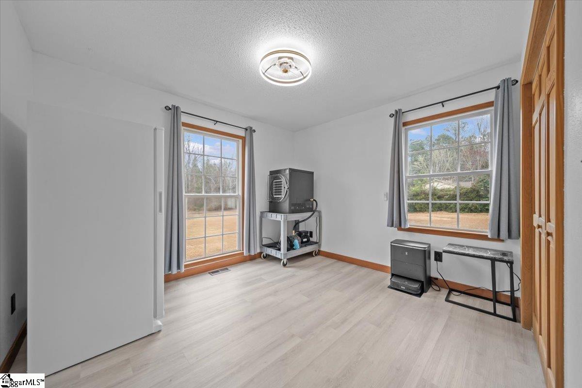 640 Lawerence Road Enoree, SC 29335 - Photo 16 of 27