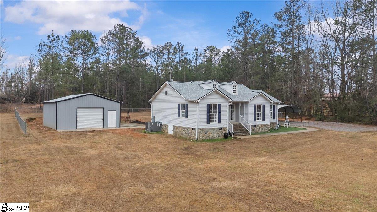640 Lawerence Road Enoree, SC 29335 - Photo 2 of 27