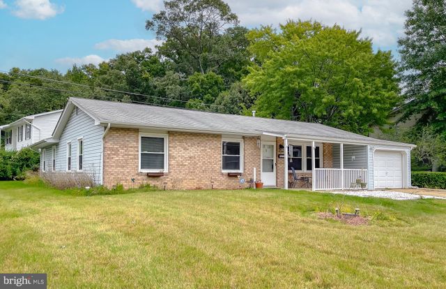 $399,900 | 232 Barksdale Avenue, Waldorf, MD 20602