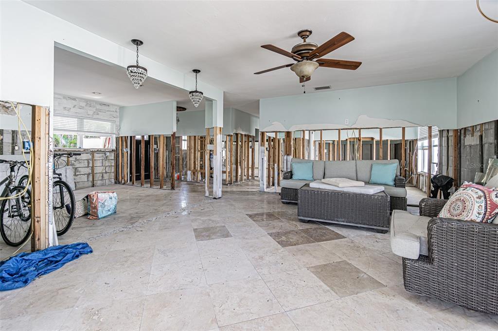 16101 4th Street East Redington Beach, FL 33708 - Photo 11 of 22