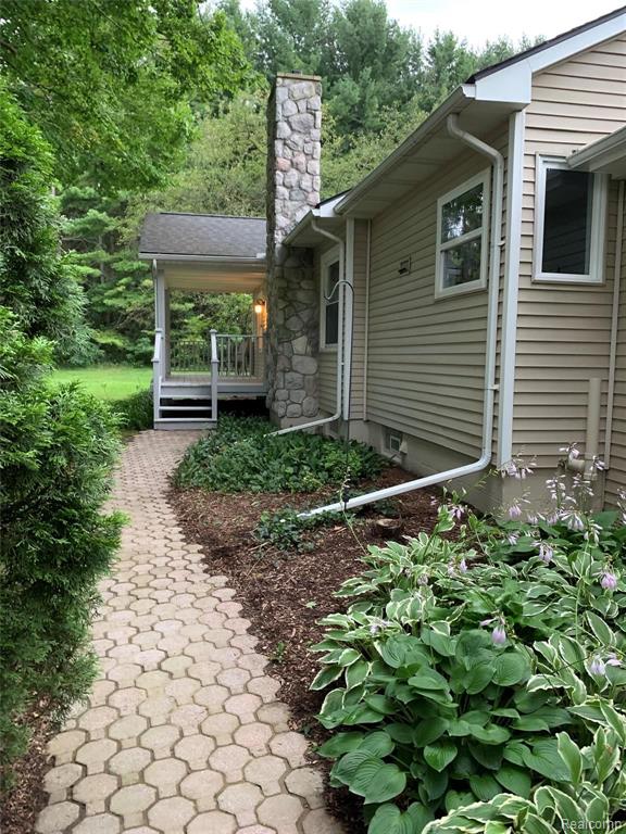 4859 Crooked Lake Road Howell, MI 48843 - Photo 73 of 90