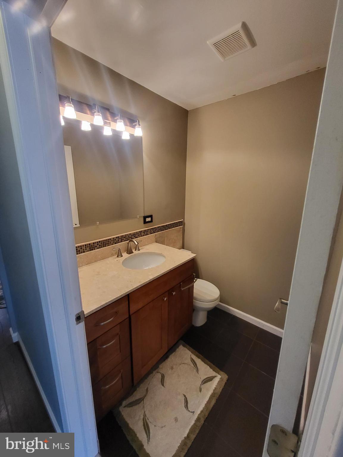 209 Cardiff Road Fairless Hills, PA 19030 - Photo 17 of 41 Gallery Image 17