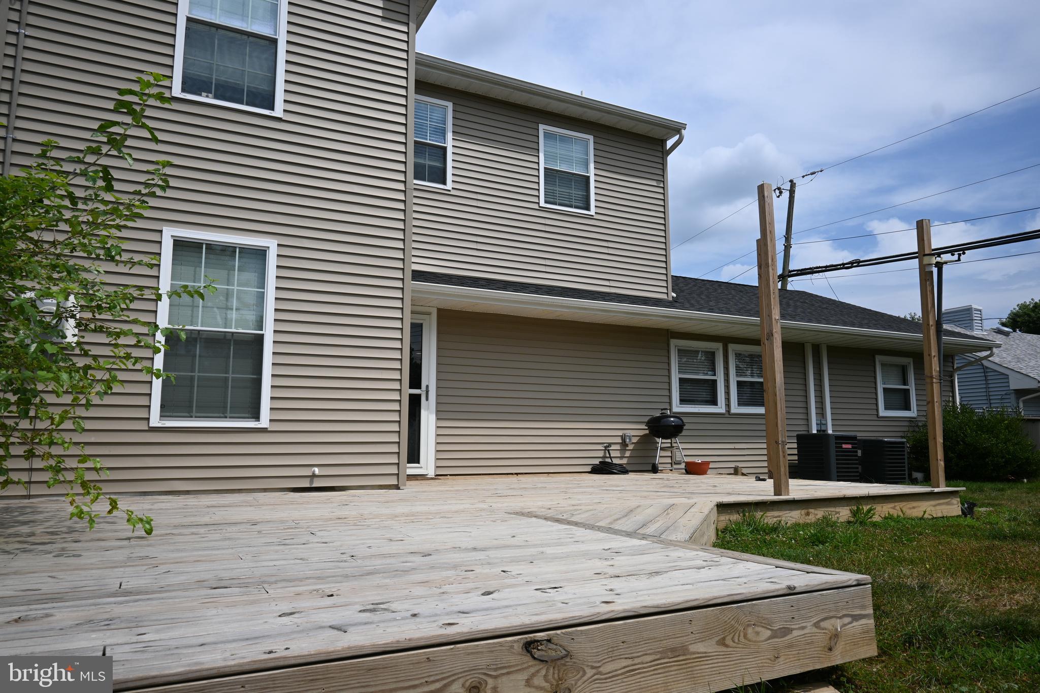 209 Cardiff Road Fairless Hills, PA 19030 - Photo 34 of 41 Gallery Image 34