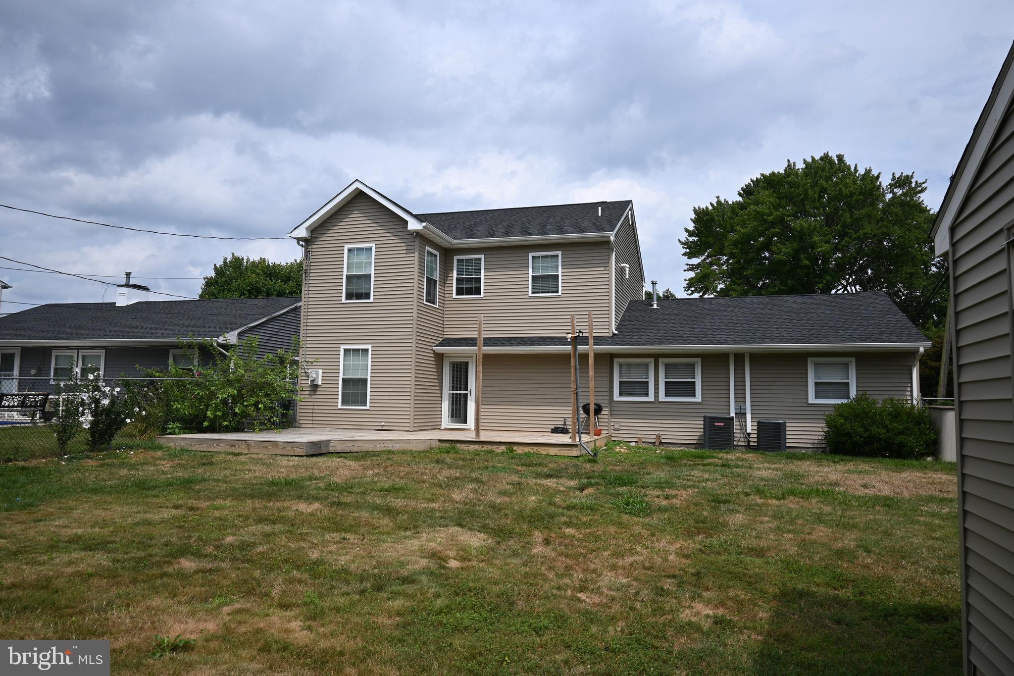 209 Cardiff Road Fairless Hills, PA 19030 - Photo 39 of 41 Gallery Image 39