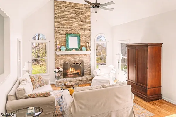 $930,000 | 2 Moonlight Trail, Flemington, NJ 08822