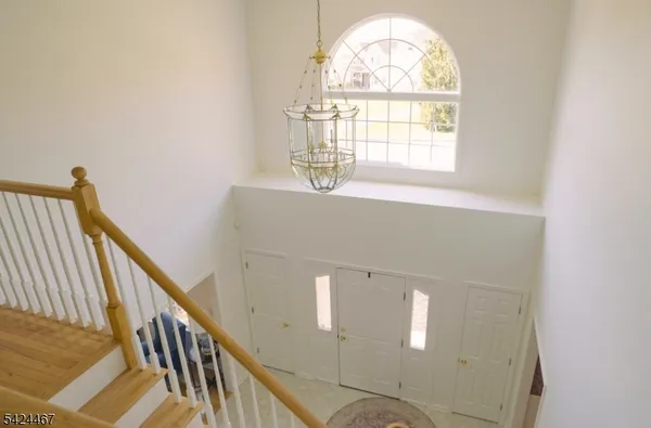 $930,000 | 2 Moonlight Trail, Flemington, NJ 08822