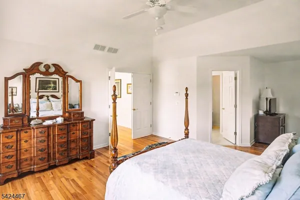 $930,000 | 2 Moonlight Trail, Flemington, NJ 08822