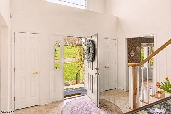 $930,000 | 2 Moonlight Trail, Flemington, NJ 08822