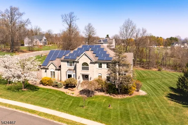 $930,000 | 2 Moonlight Trail, Flemington, NJ 08822