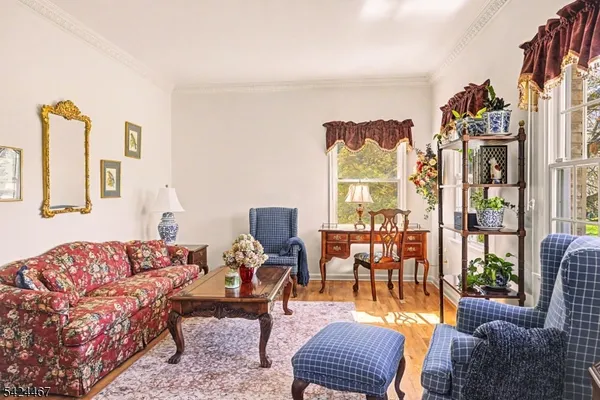 $930,000 | 2 Moonlight Trail, Flemington, NJ 08822