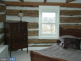 957 Ebert Road Coopersburg, PA 18036 - Photo 4 of 6 Gallery Image 4