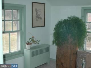 957 Ebert Road Coopersburg, PA 18036 - Photo 5 of 6 Gallery Image 5