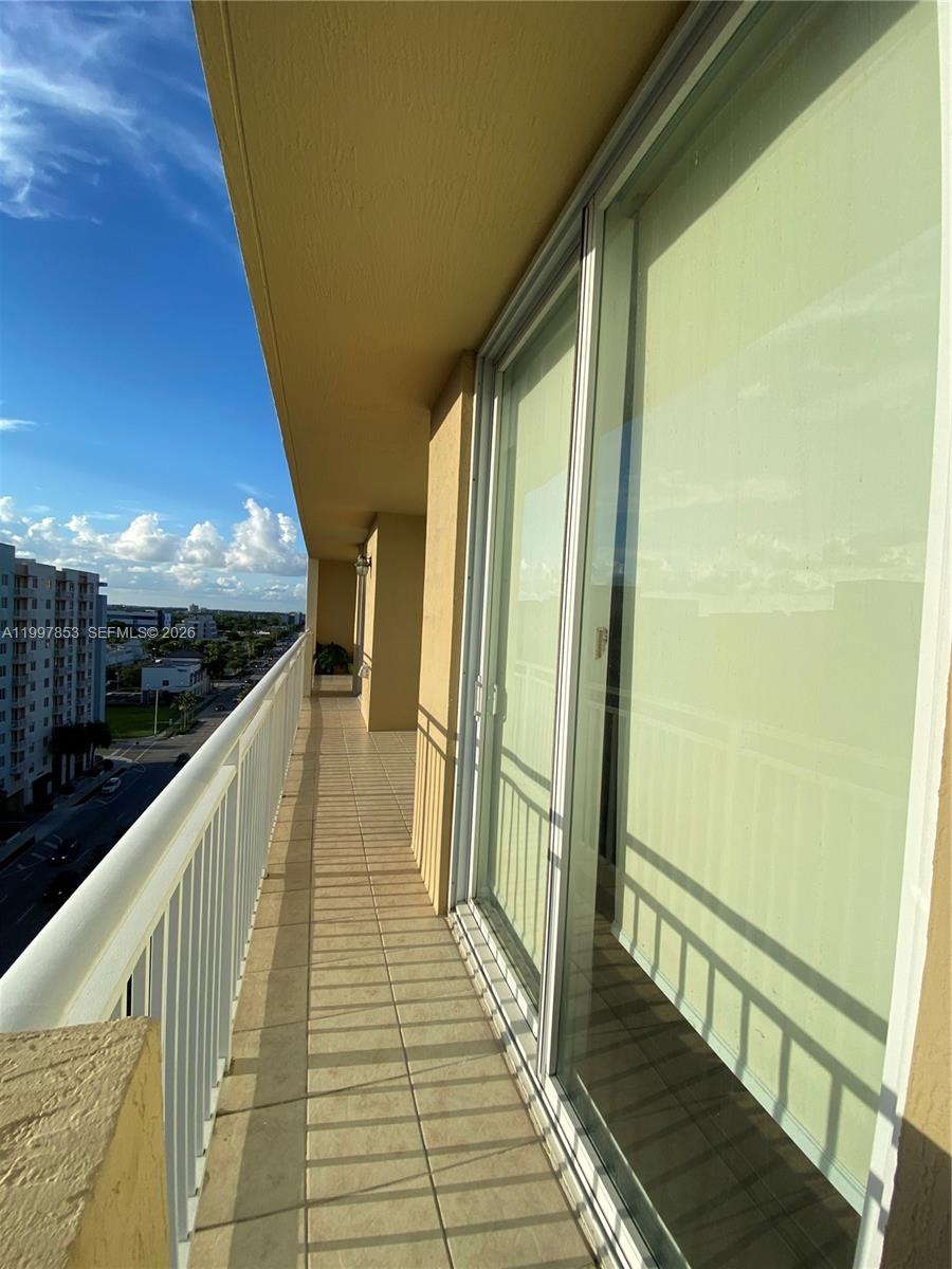 2425 Southwest 27th Avenue, Unit 1008 Miami, FL 33145 - Photo 16 of 20 a view of balcony