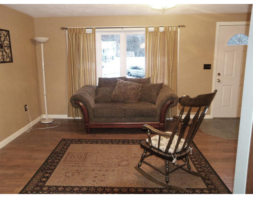 7 Running Brook Road Billerica, MA 01821 - Photo 2 of 12