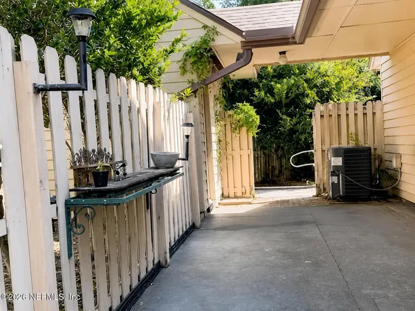 $1,800 | 4108 Hanging Moss Court, Jacksonville, FL 32257