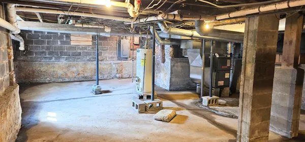 $249,900 | 56973 East Arlington Street, Bangor, MI 49013