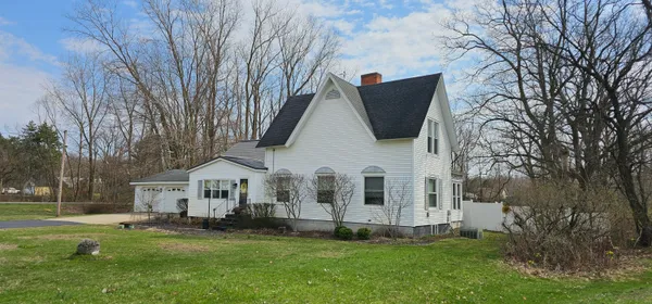 $249,900 | 56973 East Arlington Street, Bangor, MI 49013