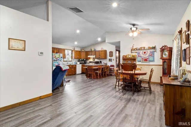 $275,000 | 1094 East Taftown Road, Princeton, IN 47670