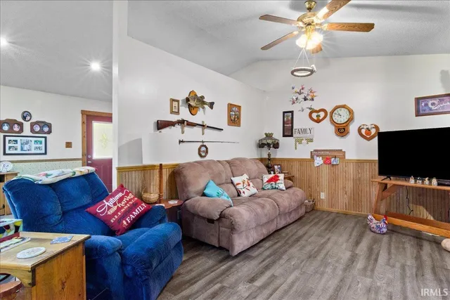 $275,000 | 1094 East Taftown Road, Princeton, IN 47670