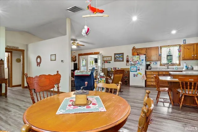 $275,000 | 1094 East Taftown Road, Princeton, IN 47670